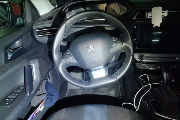 Peugeot 308 2018, 155900 км, за 3737 USD - фото 11