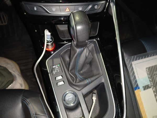 Peugeot 308 2018, 72800 км, за 6291 USD - фото 11