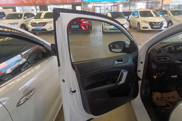 Peugeot 308 2018, 113699 км, за 7091 USD - фото 26