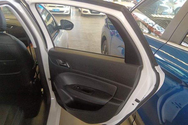 Peugeot 308 2018, 113699 км, за 7091 USD - фото 25