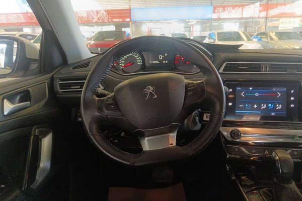 Peugeot 308 2018, 113699 км, за 7091 USD - фото 14