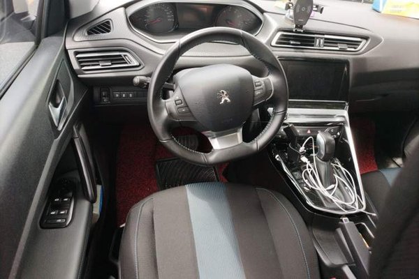 Peugeot 308 2018, 56100 км, за 6776 USD - фото 9
