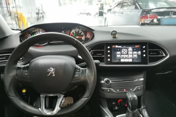 Peugeot 308S 2015, 77100 км, за 6887 USD - фото 13