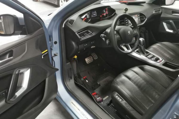 Peugeot 308S 2015, 77100 км, за 6887 USD - фото 19