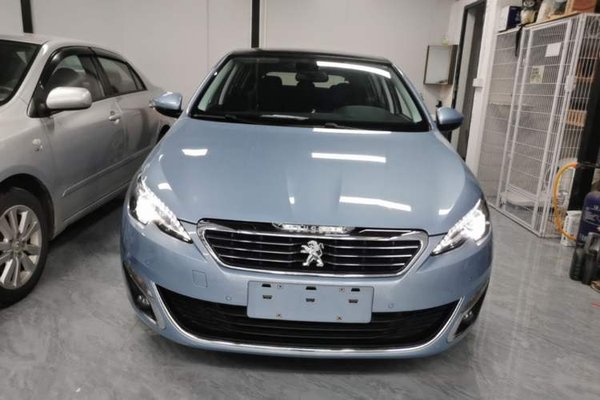 Peugeot 308S 2015, 77100 км, за 6887 USD
