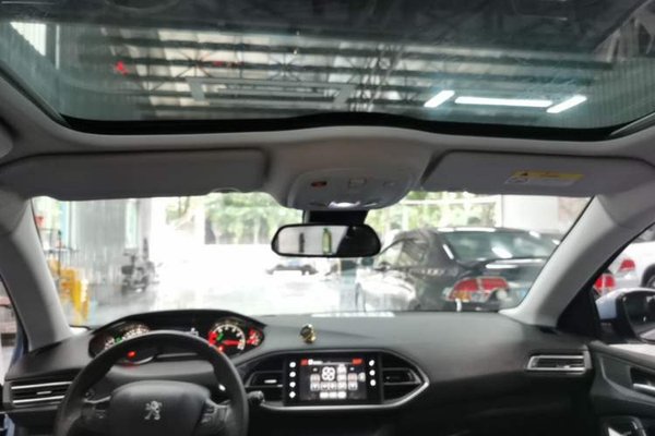 Peugeot 308S 2015, 77100 км, за 6887 USD - фото 21