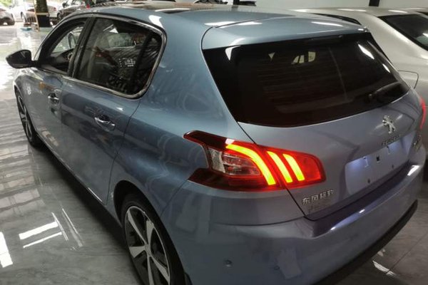 Peugeot 308S 2015, 77100 км, за 6887 USD
