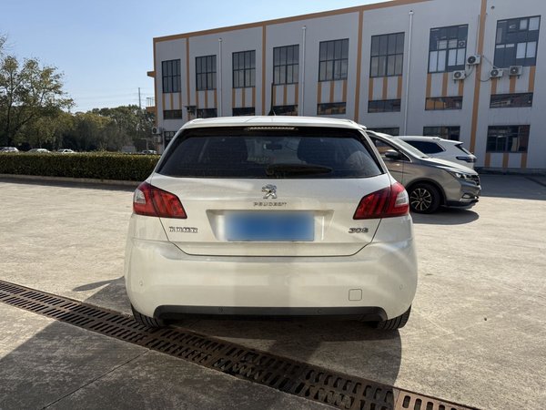 Peugeot 308S 2015, 120500 км, за 4925 USD - фото 10