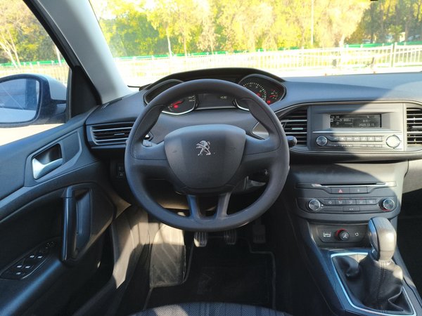 Peugeot 308S 2015, 120500 км, за 4925 USD - фото 12
