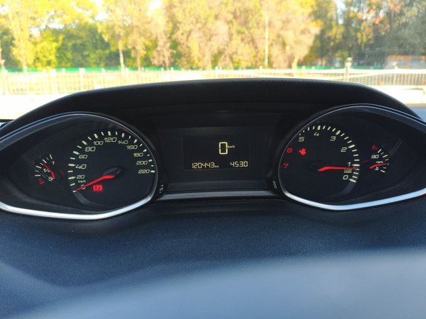 Peugeot 308S 2015, 120500 км, за 4925 USD - фото 13