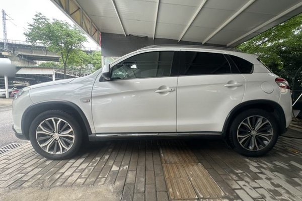 Peugeot 4008 2013, 46900 км, за 8312 USD