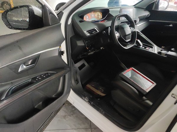 Peugeot 4008 2017, 138500 км, за 7523 USD - фото 11