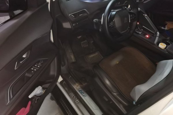 Peugeot 4008 2017, 88900 км, за 6656 USD - фото 17