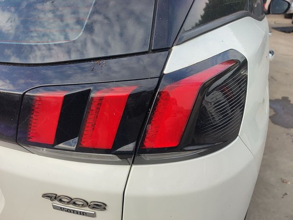 Peugeot 4008 2018, 49200 км, за 9999999 USD - фото 7