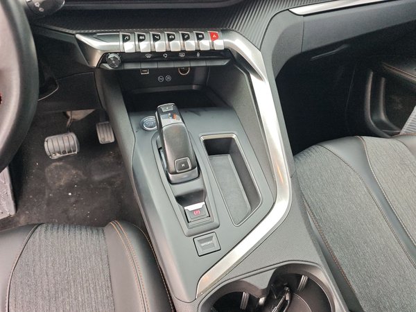 Peugeot 4008 2018, 81400 км, за 8688 USD - фото 17