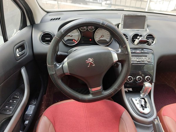 Peugeot 408 2013, 113800 км, за 2696 USD - фото 11