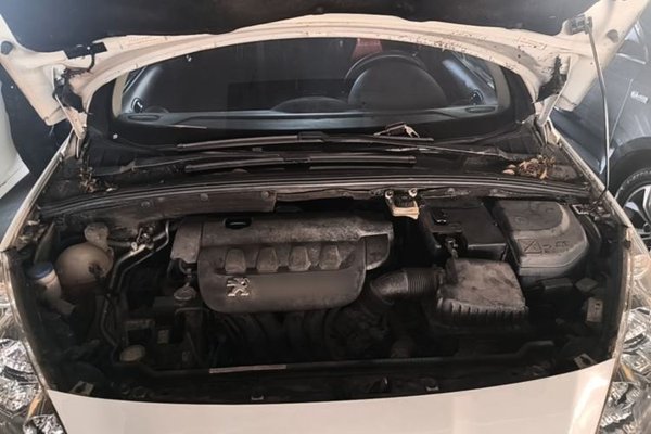 Peugeot 408 2013, 117899 км, за 3852 USD - фото 24