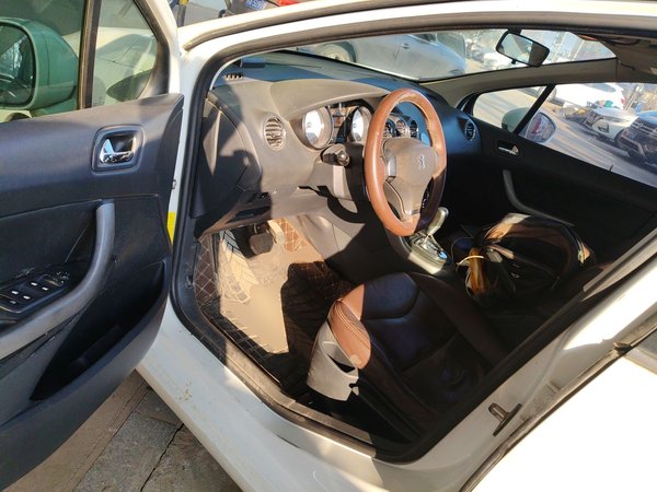 Peugeot 408 2013, 158800 км, за 2563 USD - фото 17