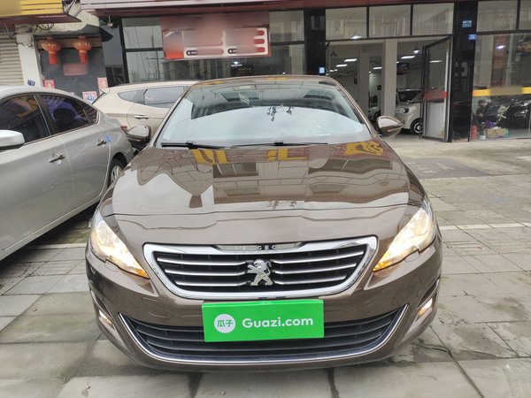 Peugeot 408 2014 1.8L Automatic Luxury Edition, 2014 года