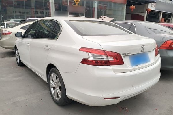 Peugeot 408 2014, 111199 км, за 4455 USD
