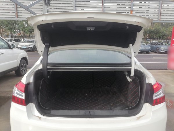 Peugeot 408 2014, 140600 км, за 4728 USD - фото 8