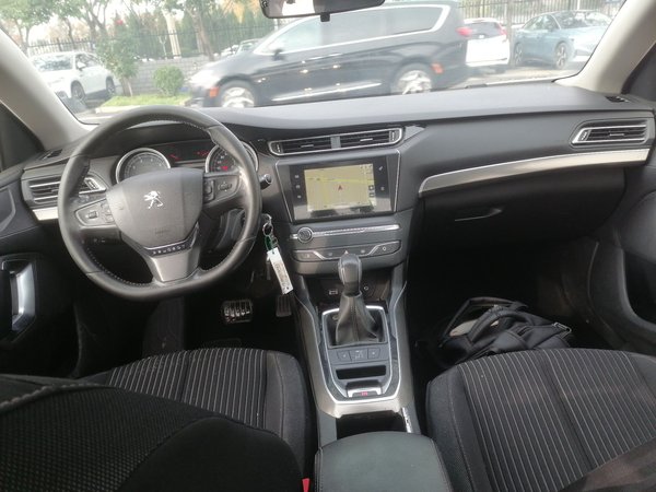 Peugeot 408 2014, 140600 км, за 4728 USD - фото 11
