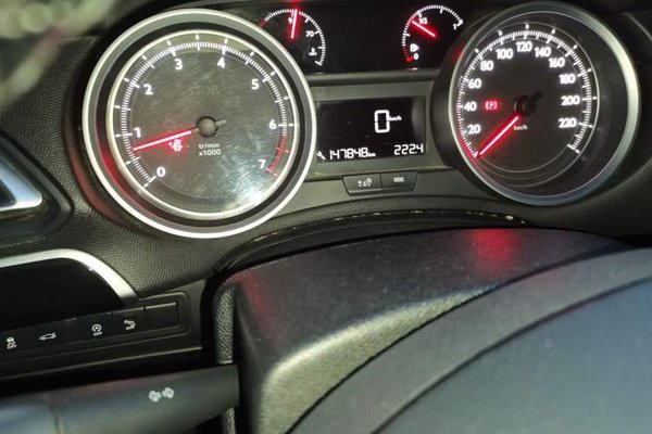 Peugeot 408 2014, 147800 км, за 2477 USD - фото 12