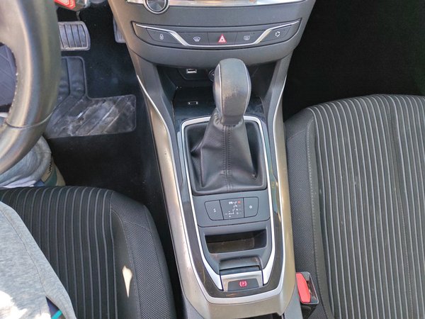 Peugeot 408 2014, 160200 км, за 4444 USD - фото 13