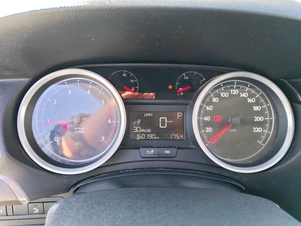 Peugeot 408 2014, 160200 км, за 4444 USD - фото 11