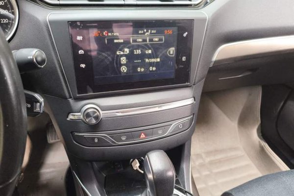 Peugeot 408 2015, 137100 км, за 4279 USD - фото 10