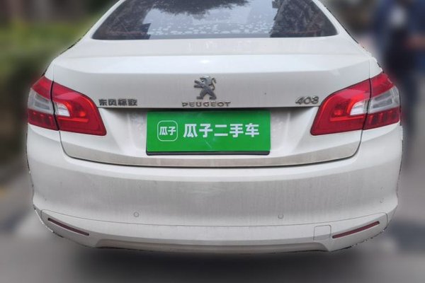 Peugeot 408 2015, 137100 км, за 4279 USD