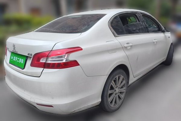 Peugeot 408 2015, 137100 км, за 4279 USD