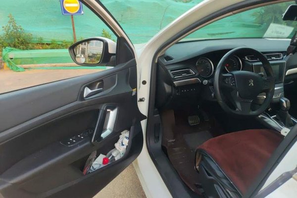 Peugeot 408 2016, 113800 км, за 3872 USD - фото 16