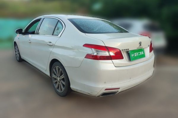 Peugeot 408 2016, 113800 км, за 3872 USD
