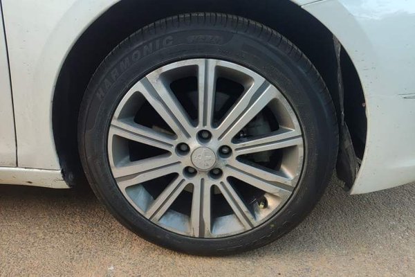 Peugeot 408 2016, 113800 км, за 3872 USD - фото 8