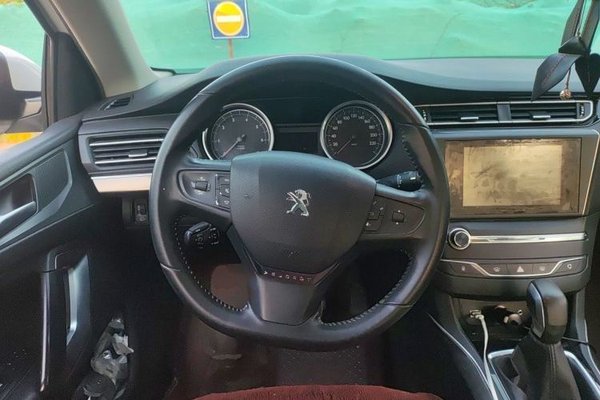Peugeot 408 2016, 113800 км, за 3872 USD - фото 10