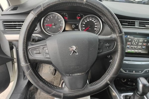 Peugeot 408 2016, 141200 км, за 4950 USD - фото 14