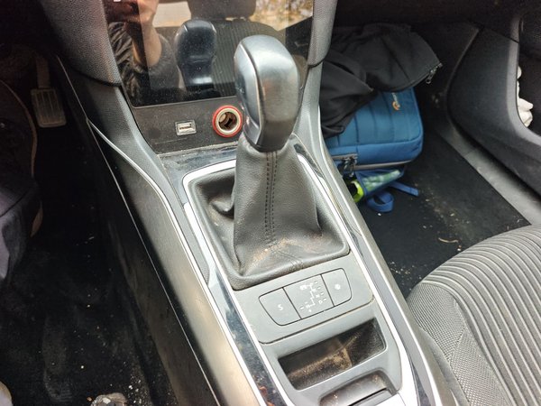 Peugeot 408 2016, 145300 км, за 4802 USD - фото 17