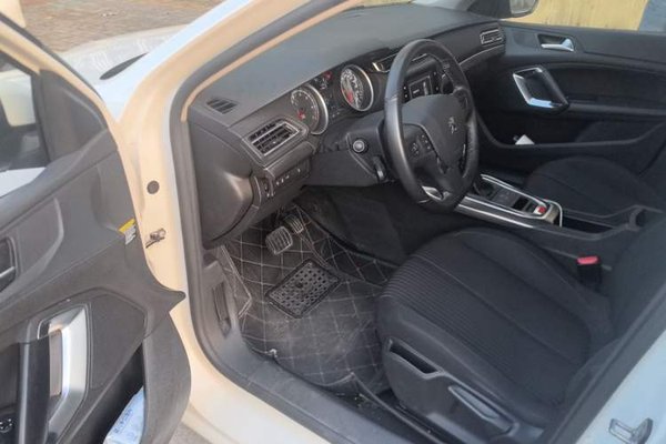 Peugeot 408 2016, 59900 км, за 4324 USD - фото 17