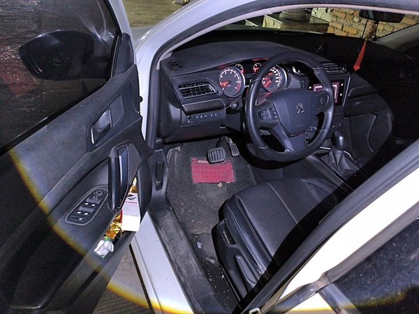 Peugeot 408 2018, 80700 км, за 4008 USD - фото 17