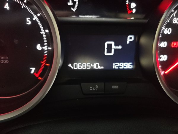 Peugeot 408 2018, 68600 км, за 6241 USD - фото 13