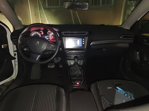 Peugeot 408 2018, 68600 км, за 6241 USD - фото 10