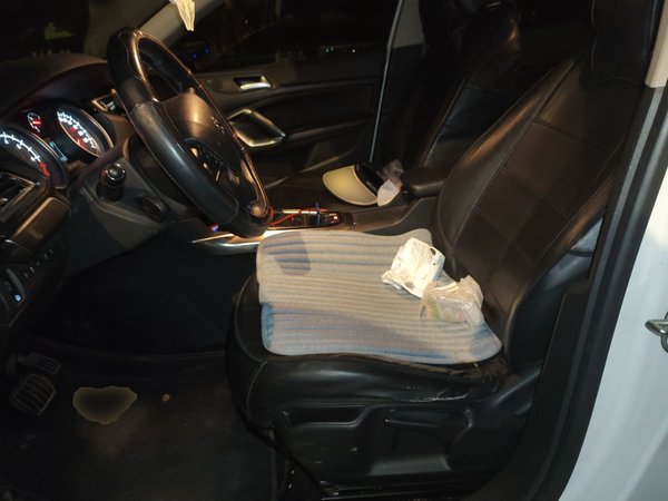 Peugeot 408 2018, 94800 км, за 4867 USD - фото 15