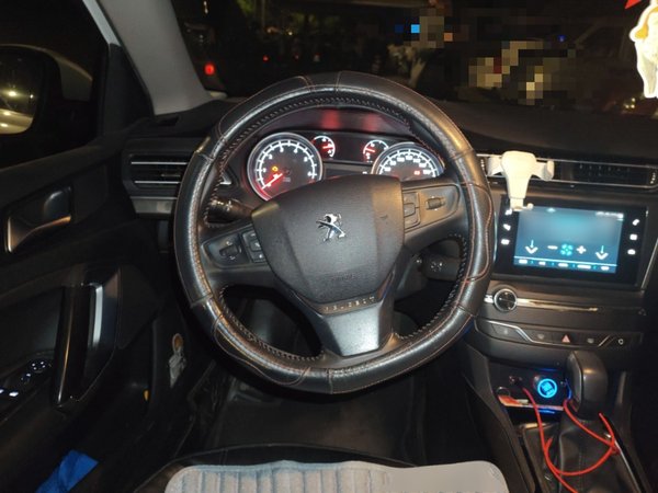 Peugeot 408 2018, 94800 км, за 4867 USD - фото 12