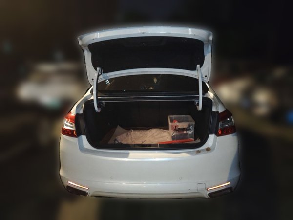 Peugeot 408 2018, 94800 км, за 4867 USD - фото 9