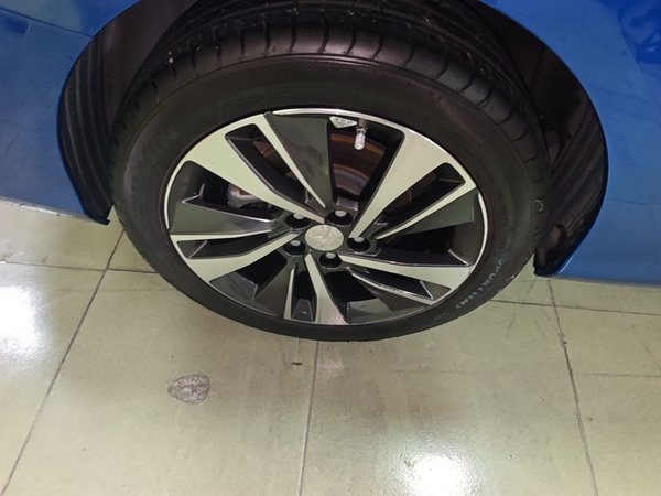 Peugeot 408 2019, 61500 км, за 7701 USD - фото 10