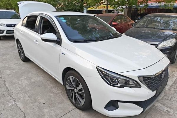 Peugeot 408 2019, 84800 км, за 7284 USD