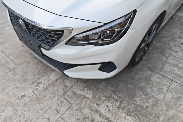 Peugeot 408 2019, 84800 км, за 7284 USD - фото 8