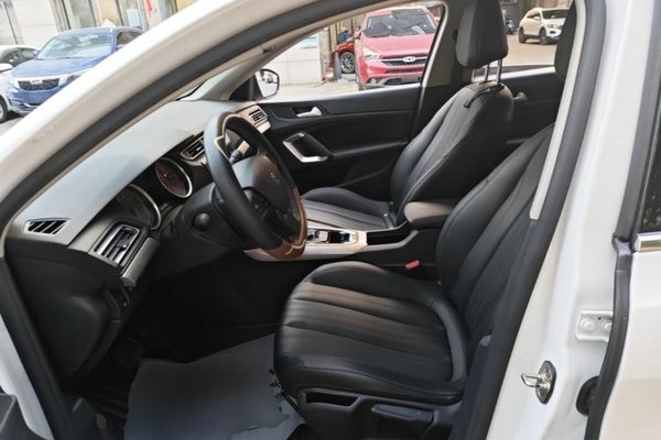Peugeot 408 2019, 84800 км, за 7284 USD - фото 17