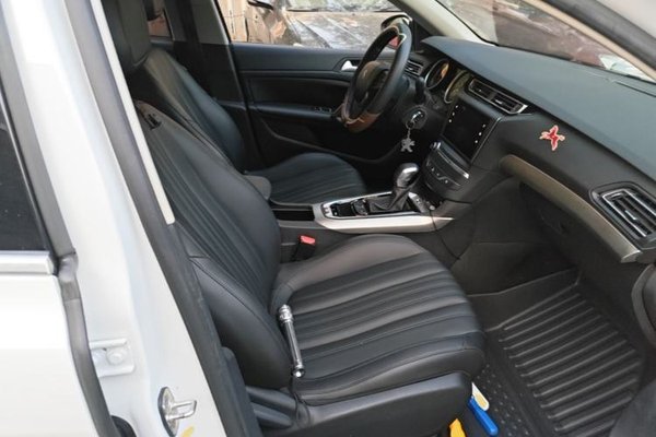 Peugeot 408 2019, 84800 км, за 7284 USD - фото 19
